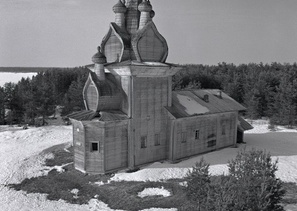Никольская церковь. д.Едома Автор: Александр Фурсов  Снято: 25 марта 1986